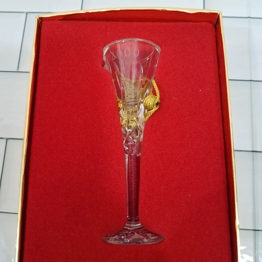 Gorham Crystal 2000 Lady Ann Flute Ornament